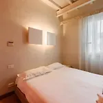 Palazzotto Pitti By Mmega